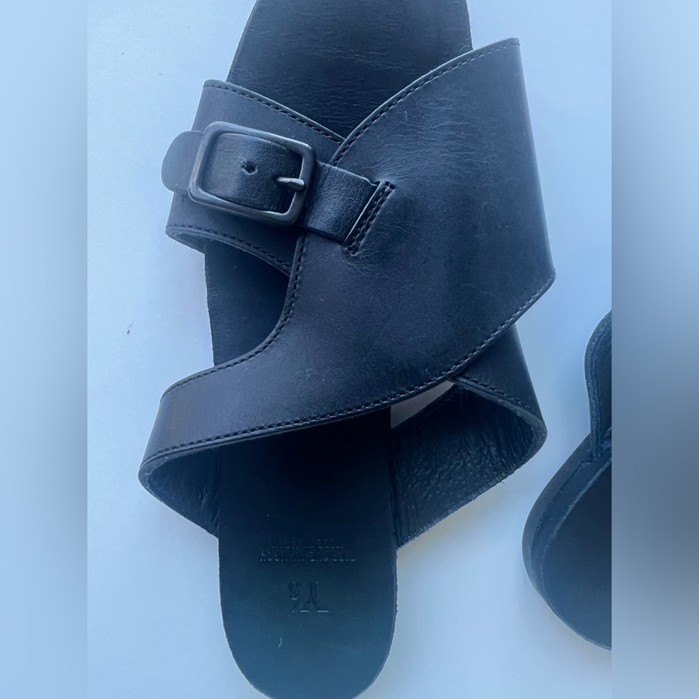 Yohji Yamamoto Sandals Semi-Gloss Tanned Leather Flat Mules Black Size 6 - Picture 10 of 16